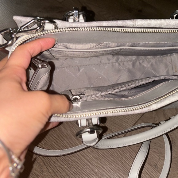 Michael Kors Satchel Logo purse - Picture 3 of 6